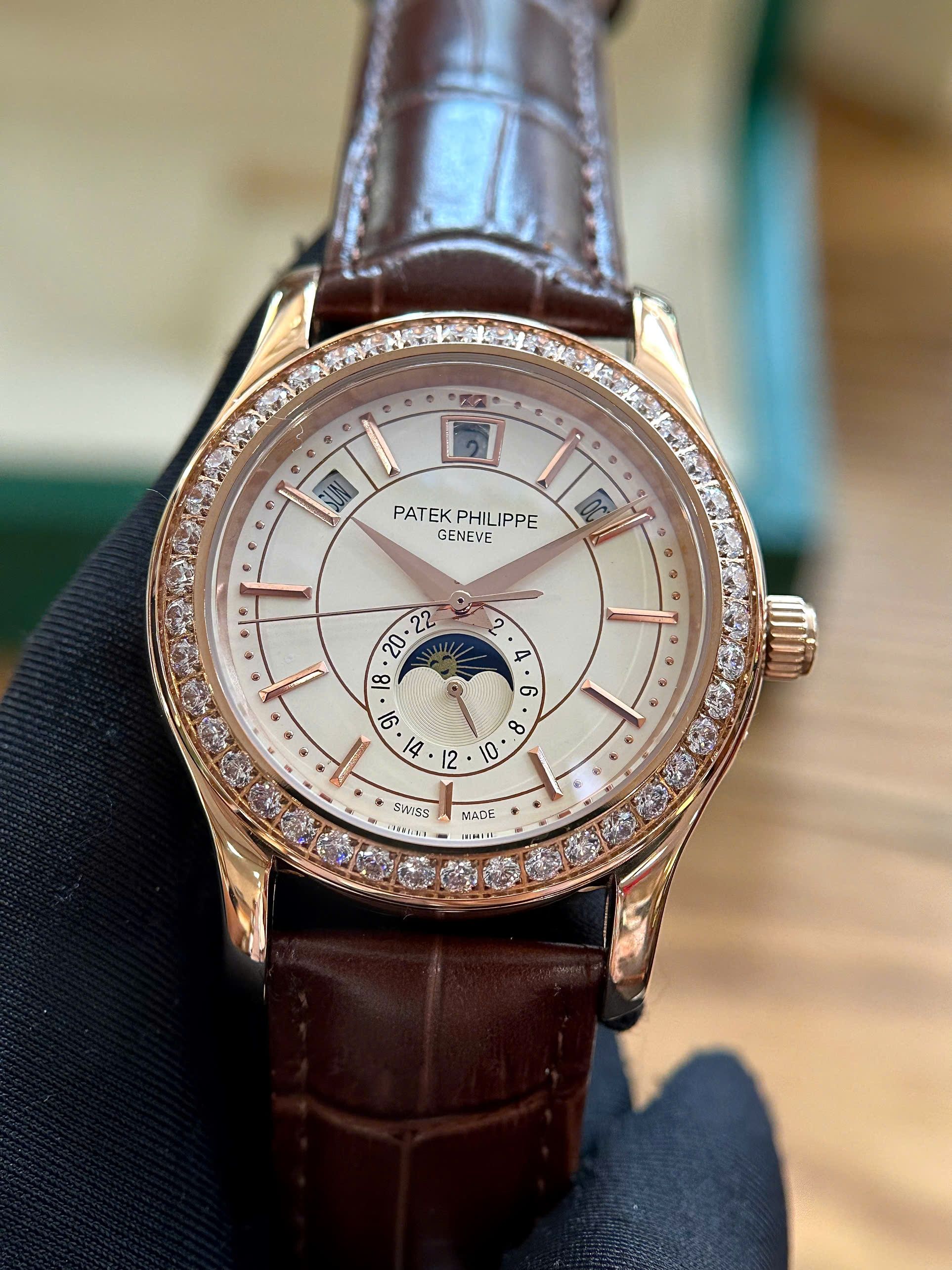 Đồng Hồ Patek Philippe Nam máy cơ tự động dây da viền đính đá mịn 4 kim đính đá trăng sao 2 kim giờ size 40mm - patek seiko omega rado sk hublot orient rolex patek philippe longine